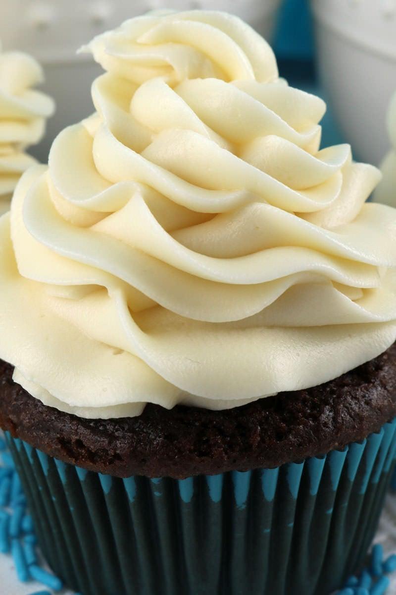 cream charger n2o - Nothing beats homemade frosting! - Startwhip Max AU