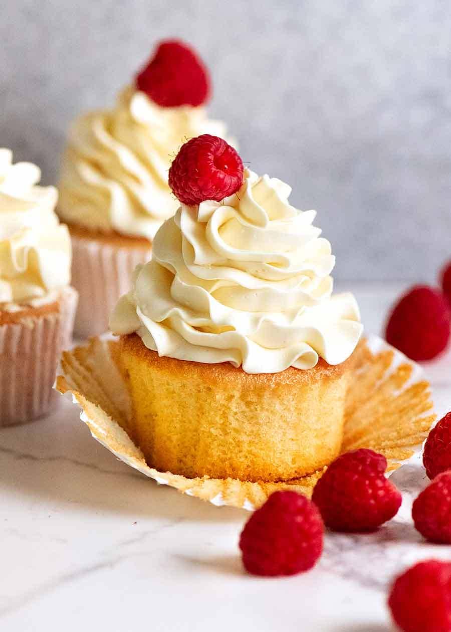 cream chargers n2o - Easy vanilla cupcakes recipe - Startwhip Max AU